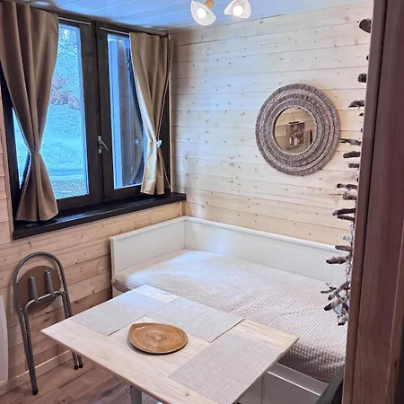 Au Pied Des Pistes-acces, Direct Ski, Pyrenees, 2000 Apartmán *