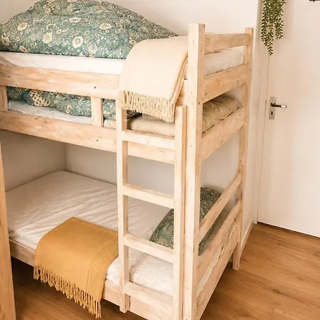 Au Pied Des Pistes-acces, Direct Ski, Pyrenees, 2000 Apartmán *